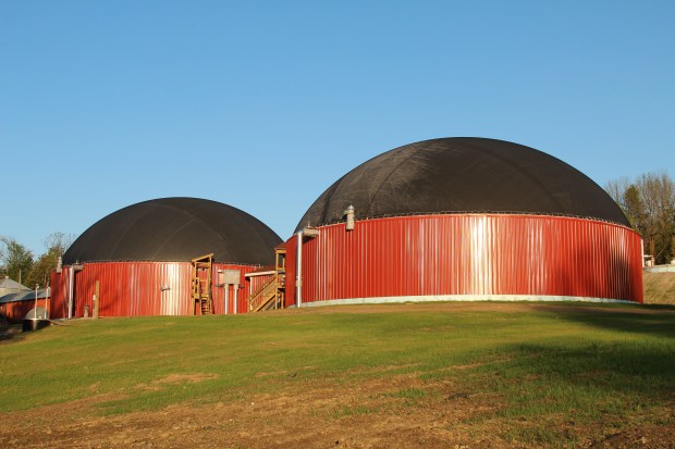 Exeter-Agri Energy and Stonyvale Farm (a dairy farm in Exeter, Maine) produce enough energy for 800 households.